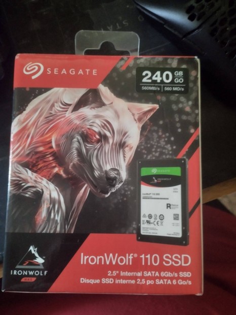 2.5 és Ironwolf Sata ssd 240gb