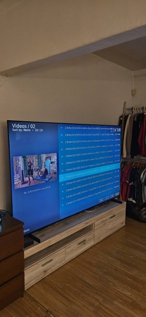 2.5 méter átmérőjű TLC 4K Google LED TV 98"