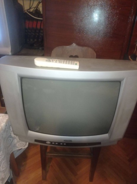 2 DB Sznes TV 51 CM J llapotban