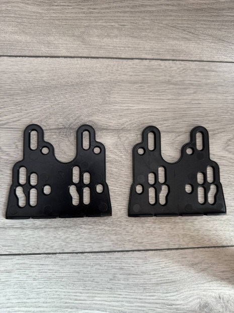 2 DIN-es aut�r�di� be�p�t�keret r�gz�t�konzolok