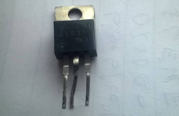 2 SA 1831 tranzisztor , P , 800 V , 1 A , bontott , tesztelt