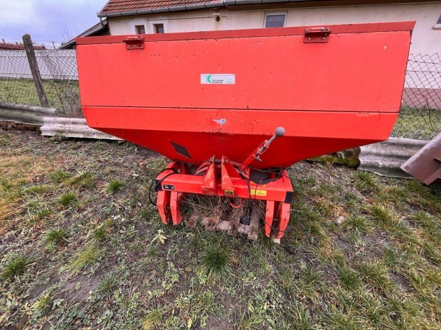 2 T�rcs�s m�tr�gyasz�r�