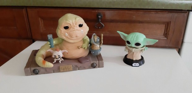 2 blogat Star Wars figura egyben elad!