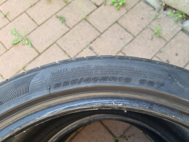 2 darab 225/40ZR18 225/40 ZR18 Nexen N Fera ny�rigumi elad�