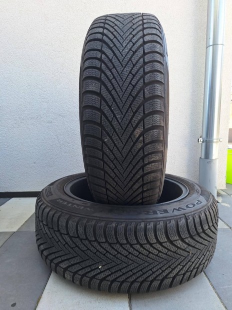 2 darab 225/55 r18 Pirelli közel új téligumi DOT4224