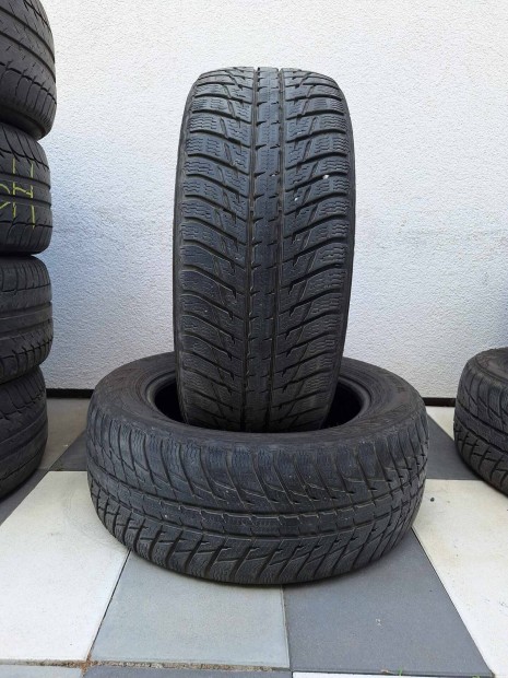 2 darab 235/55 r17 Nokian tligumi j llapotban DOT3316