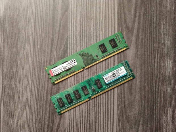 2 darab, 2 GB DDR3 RAM