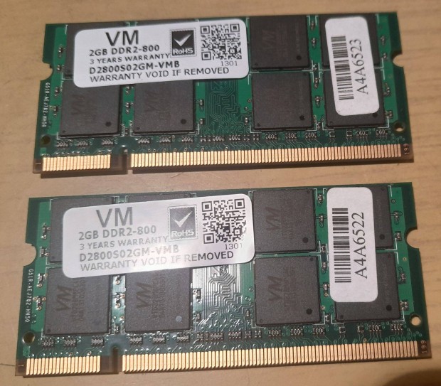 2 db 2 GB DDR2-800 laptop, notebook RAM prban