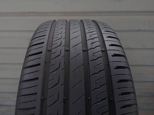 2 db Barum Bravuris 5HM 255/45 R18 103Y XL nyrigumi