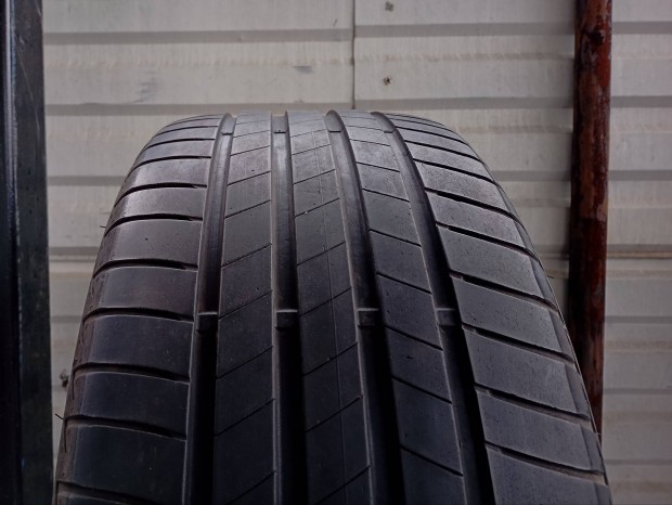 2 db Bridgestone Turanza T005 255/40 R21 102Y XL nyrigumi