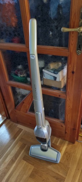 2 db Electrolux ergorapido akkumulátoros porszívó 9.6 voltos
