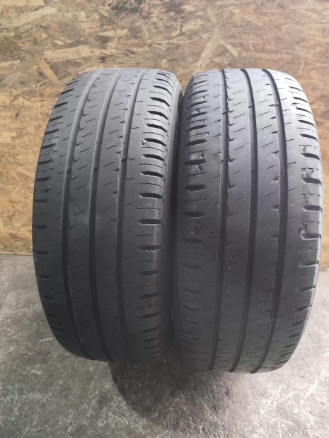 2 db HANKOOK vantra LT 235 65 16 C NY�RI gumi 5-6 mm 60% 0926