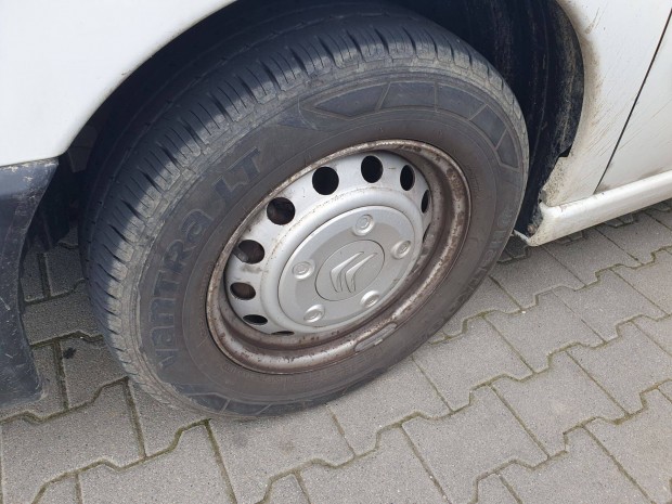 2 db Hankook 215/65 R15C Citroen Jumpy Fiat Scudo Peugeot Expert gumi