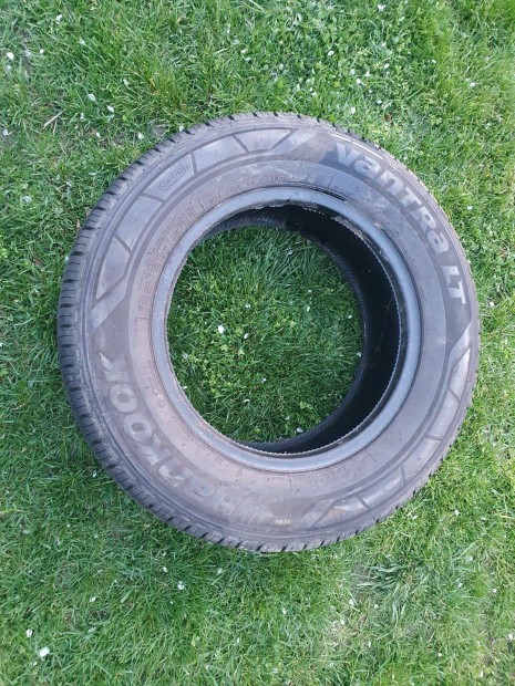 2 db Hankook Vantra 215/65 R15 C nyári gumiabroncs