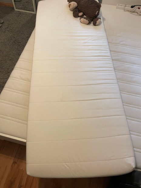 2 db IKEA Moshult matrac (mindkett 80x200cm), bortssal elad