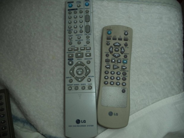 2 db LG távirányító együtt