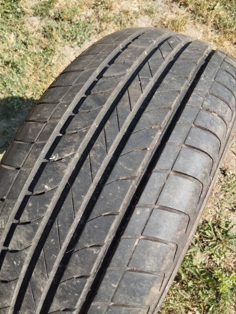 2 db Linglong 215/60R16 kisteher gumiabroncs