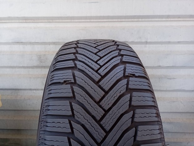 2 db Michelin Alpin 6 205/55 R17 95V XL téligumi