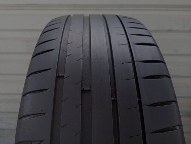 2 db Michelin Pilot Sport 4 225/45 ZR19 96W XL nyrigumi