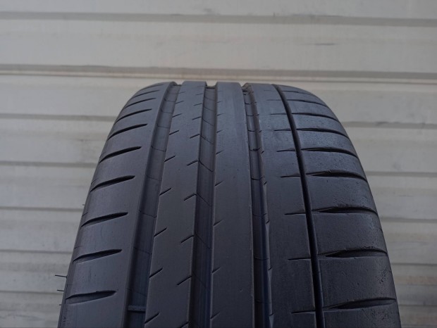 2 db Michelin Pilot Sport 4 S 245/40 ZR20 99Y XL nyárigumi