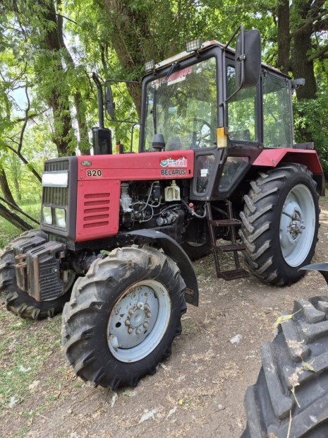 2 db Mtz 820 traktor friss műszakival 2013