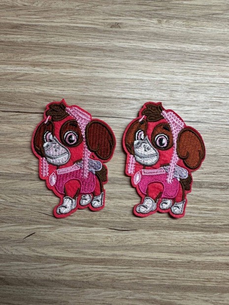 2 db Paw Patrol Skye hmzett ruhra vasalhat folt felvarr patch rva