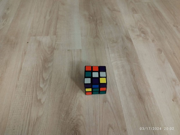 2 db Rubik kocka