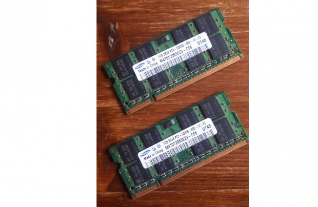 2 db Samsung 1 gb 667MHz DDR2