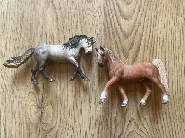 2 db Schleich l csdr figura szrke barna