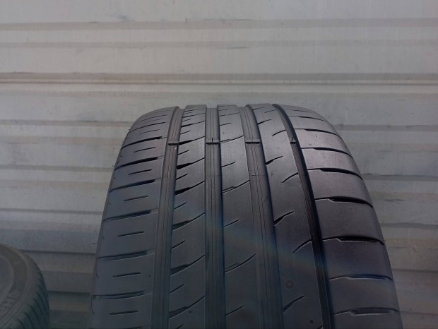 2 db Tourador X Speed TU1 275/35 R20 102Y XL nyárigumi
