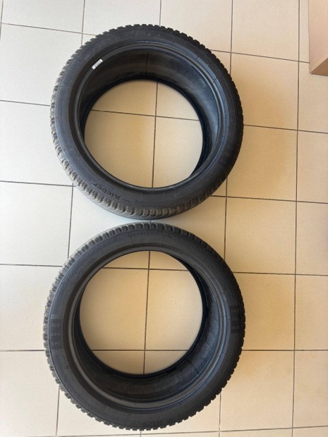 2 db. 245/40R18 Kleber Quadraxer négyévszakos gumiabroncs eladó!