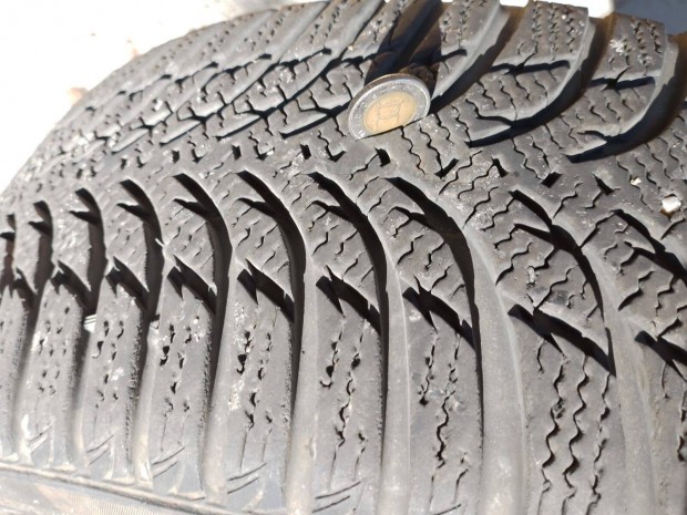 2 db. Kumho tli gumi 195/50 R16" elad