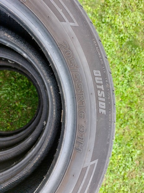 2 db, nyri 205/55 R16 Kumho