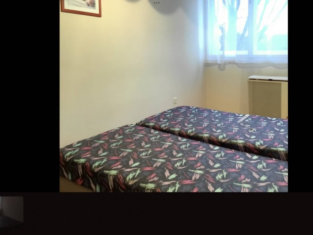 2 db ágyneműtartós heverő eladó egyben