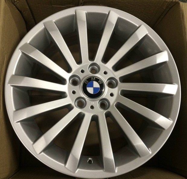 2 db gyári BMW Styling 196 alufelni