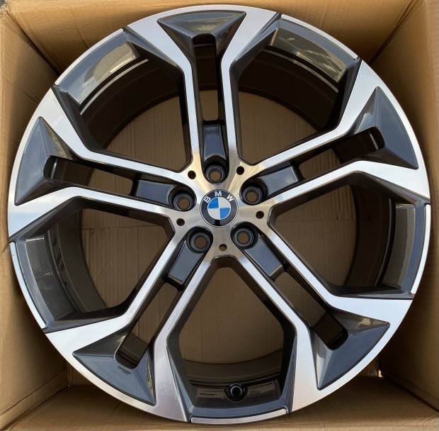 2 db gyári Bmw Styling 744 felni