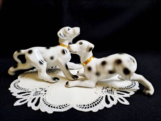 2 db gynyr porceln Dalmata kutya