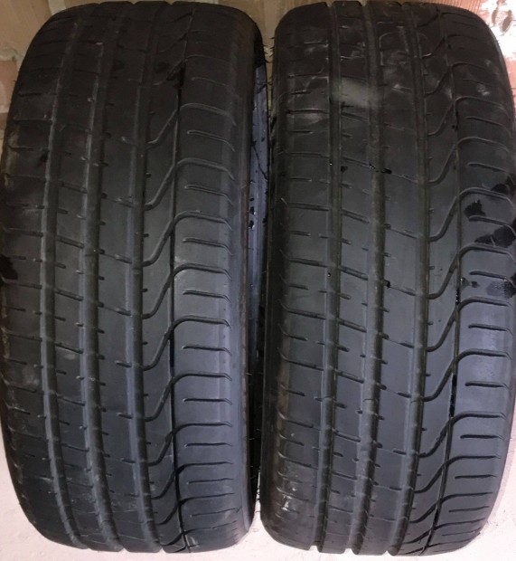 2 db használt Pirelli P Zero - 245/35 ZR19 93Y nyári gumi