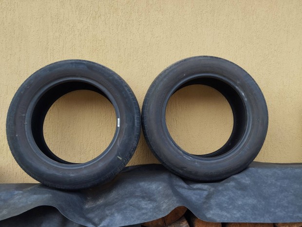 2 db használt Tirelli nyári gumiköpeny
