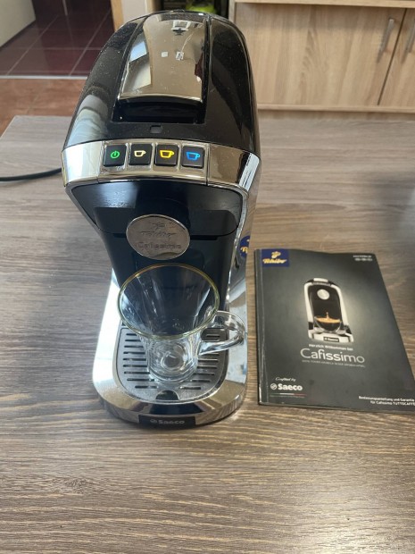2 db kapszulás kávéfőző Tchibo Delonghi