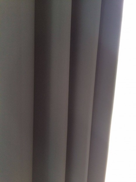 2 db k�k s�t�t�t�f�gg�ny f�mgy�r�kkel 140 x 175 cm