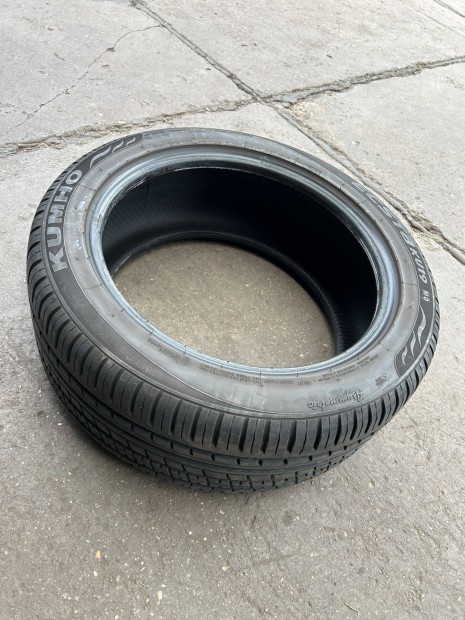 2 db nyári gumi Kumho Ecsta XL 245/45R18