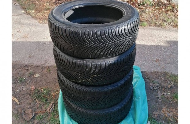 2 db tli Michelin Alpin 5/ 205/55/16. 2 db tli Fulda Kristall Contro