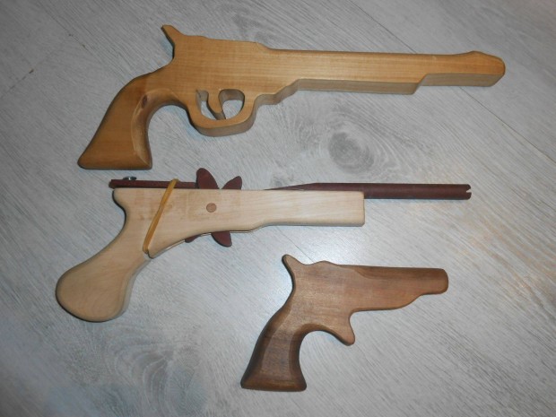 2 db tmr fa pisztoly, puska, jtk fegyver jszer llapotban