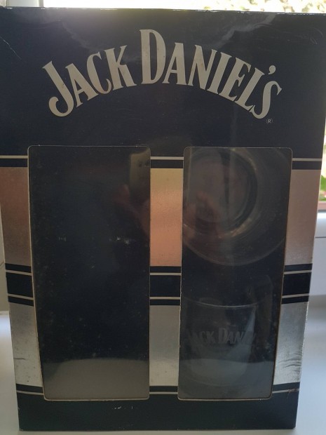 2 db j Jack Daniels pohr