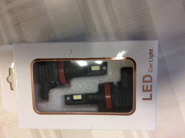 2 db �j, H8 LED izz� elad�