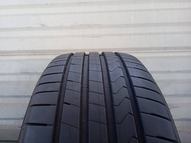 2 db újszerű Hankook Ventus Prime4 235/55 R17 103W XL nyárigumi