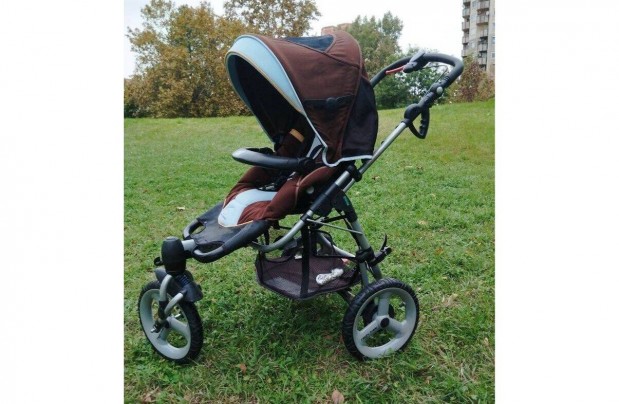 2-in-1 Bb Confort High Trek tpus fut babakocsi, kiegsztkkel