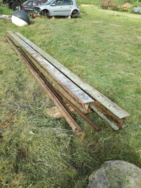 2 száll 6m-es 200x200 hab vasgerenda