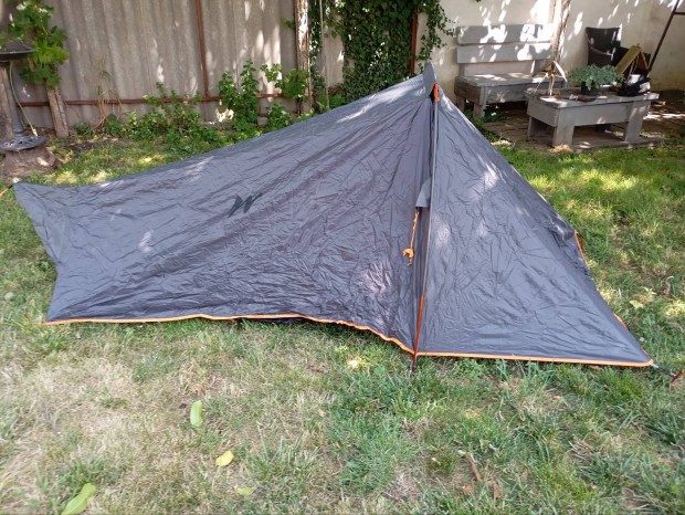 2 szemlyes tura stor quechua ultralight pro t2
